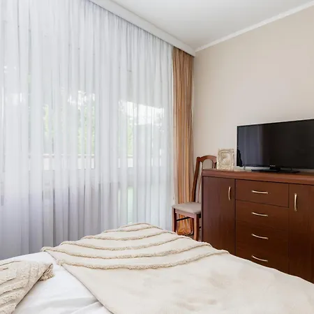 Przy Promenadzie Mistral Ii By Renters Apartament *